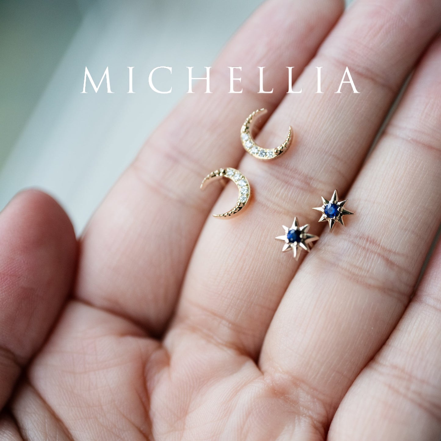 [Divina] Diamond Crescent Moon Solid Gold Earrings