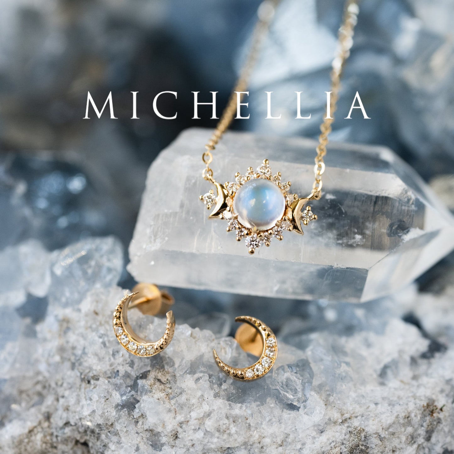 [Divina] Ready-to-Ship Crescent Moon Natural Diamond Earrings