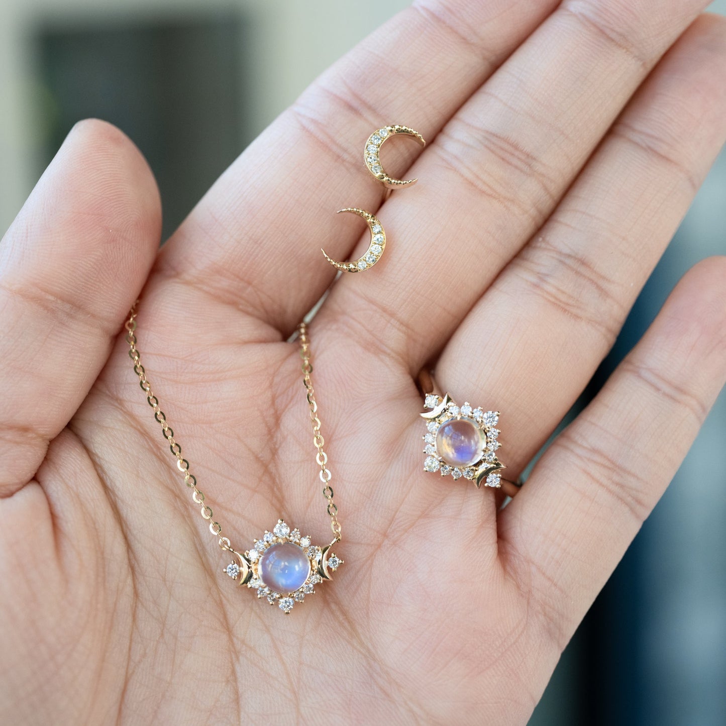 [Selene] Moon Goddess Engagement Ring in Moonstone