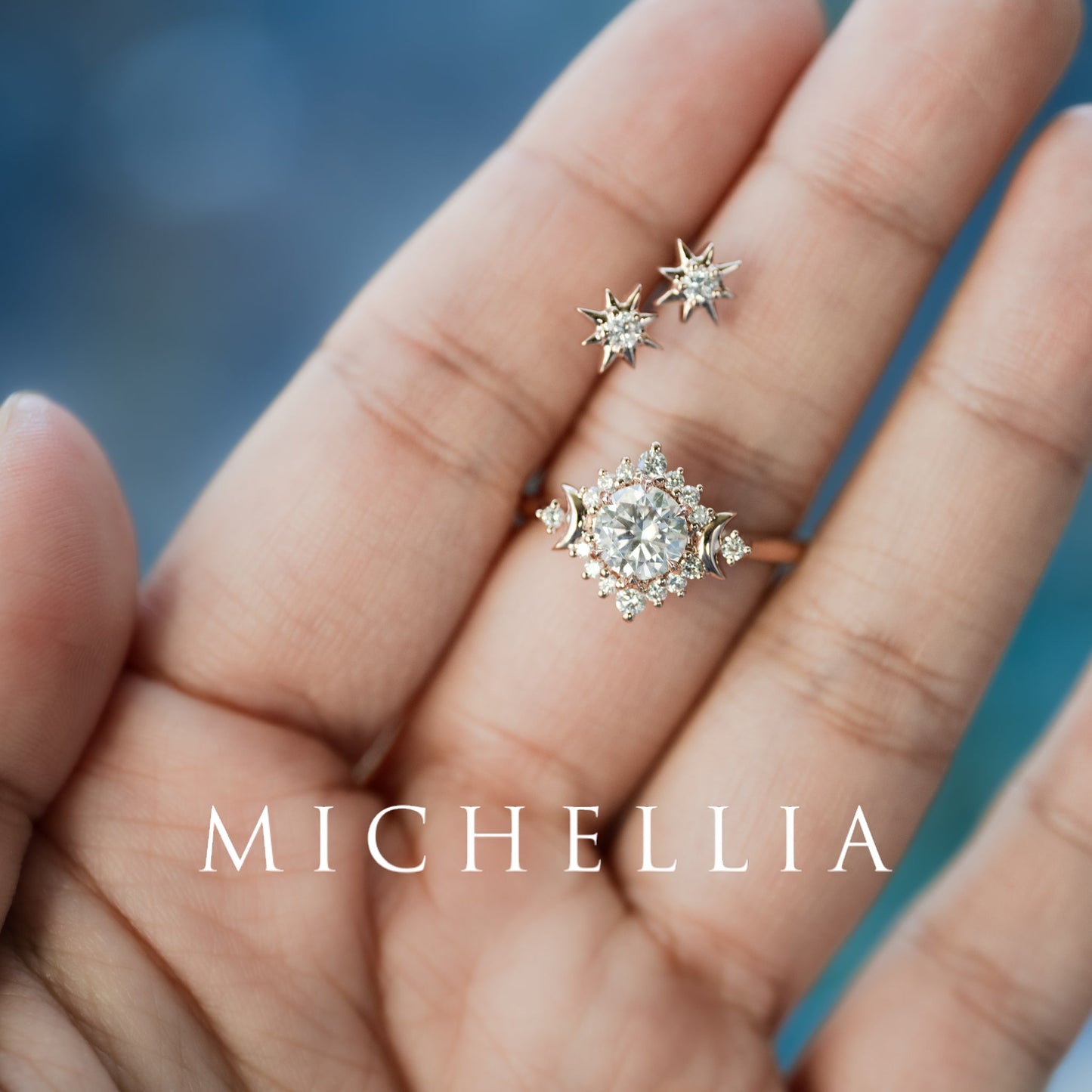 [Selene] Moon Goddess Engagement Ring in Diamond / Moissanite