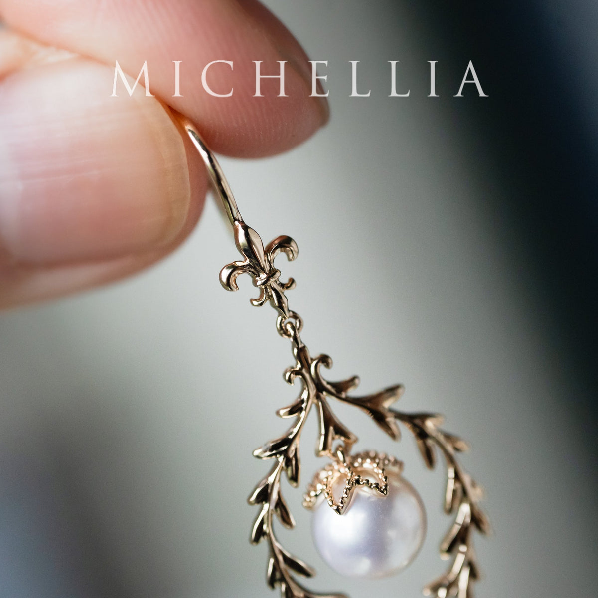 [Gracelynn] Renaissance Garden Necklace & Earring Set in Freshwater Pearl - Limited Edition