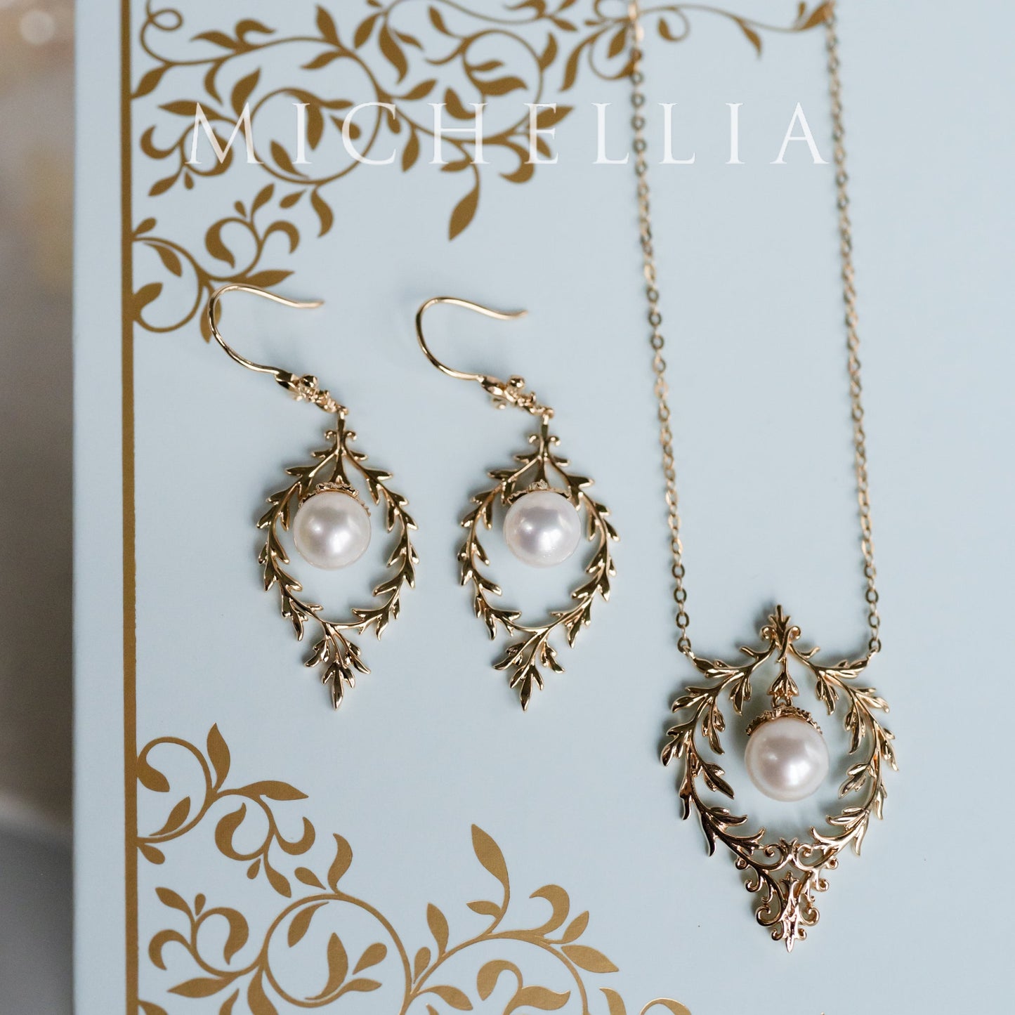 [Gracelynn] Renaissance Garden Necklace & Earring Set in Freshwater Pearl - Limited Edition
