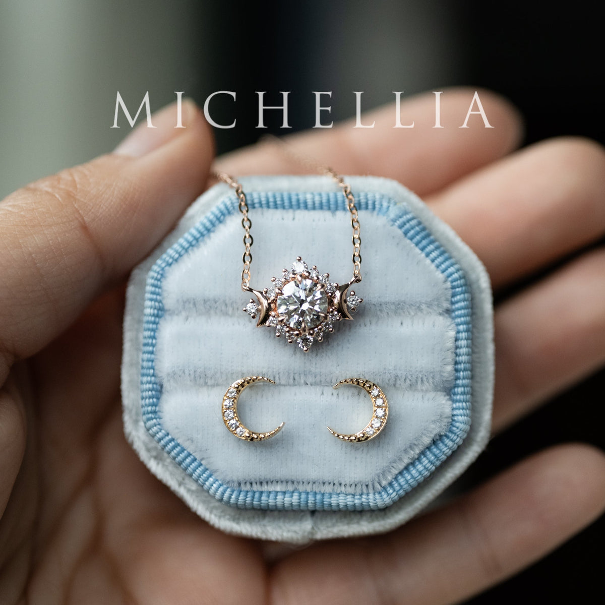 [Selene] Limited Edition Moon Goddess IGI Certified Diamond Necklace