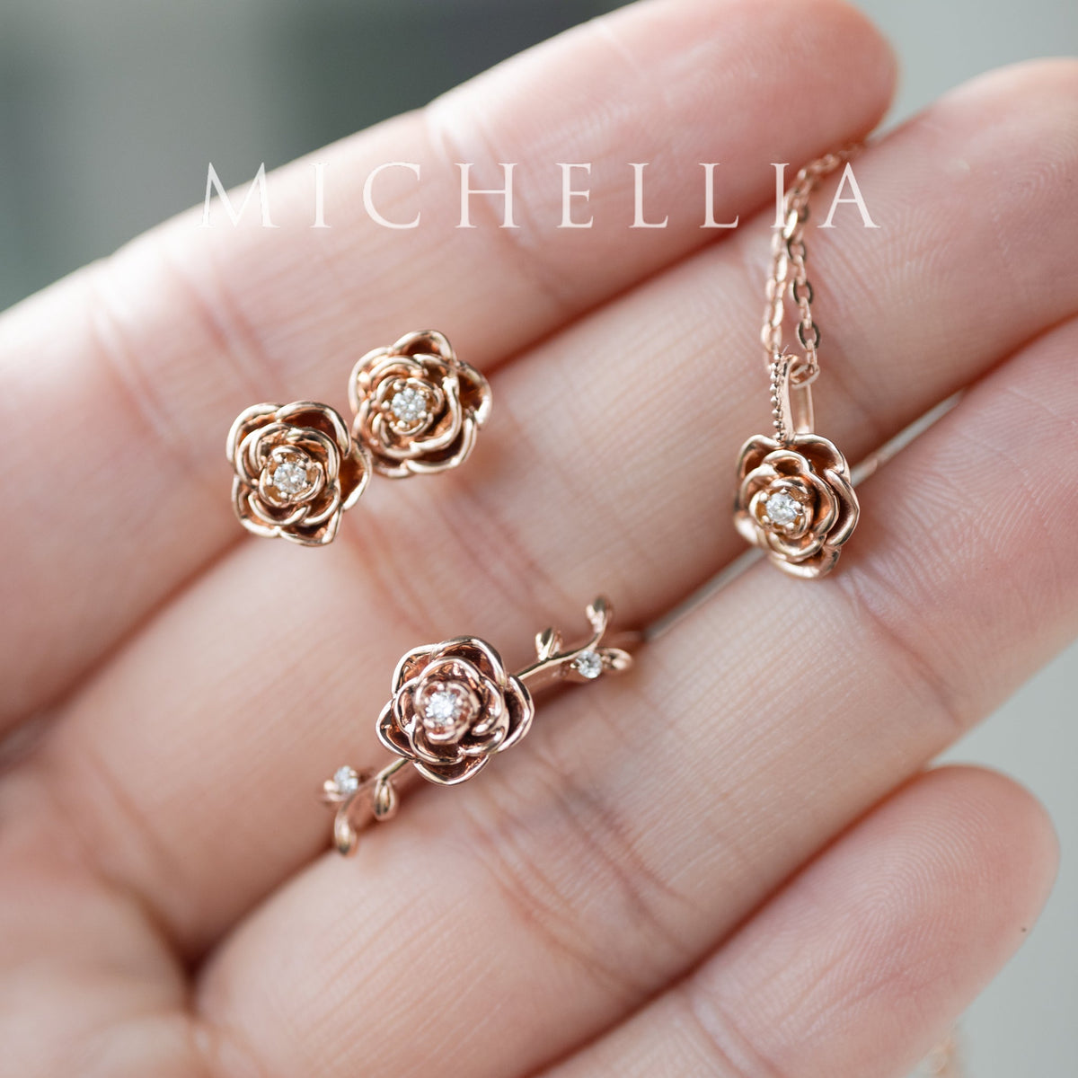 [Roselyn] The Petite Parisian Rose Natural Diamond Ring, Limited Edition