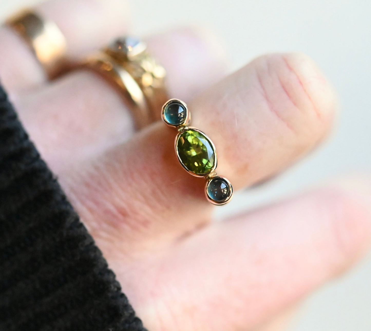 14k Gold Column Triple Gemstone Blue Tourmaline & Peridot Ring - size 6.5 - Ready to ship