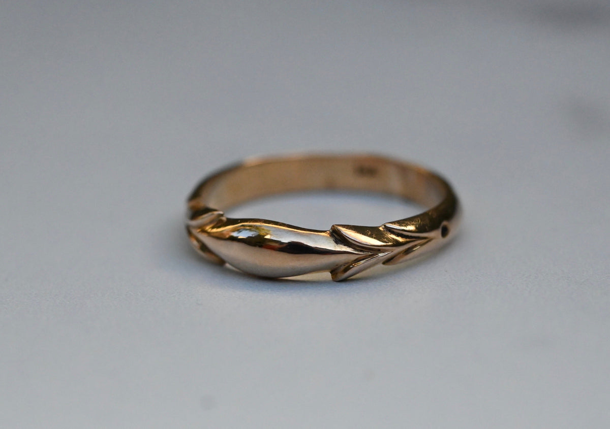 14k Gold Symmetrical Leaf Ring Band - Made to Order