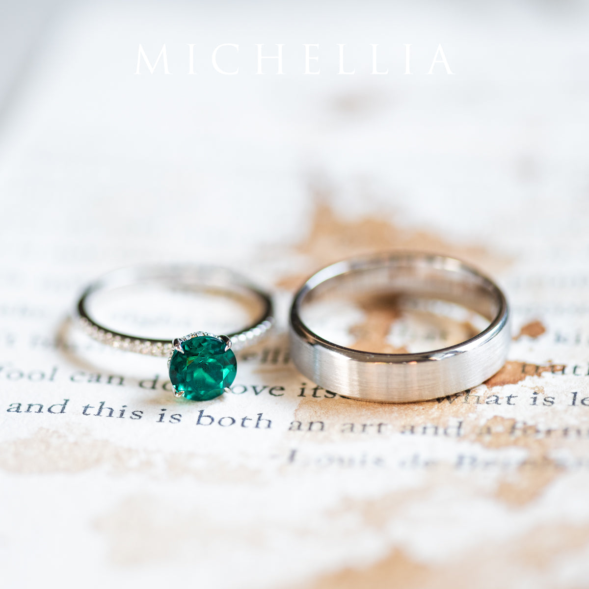 [Celia] Modern Classic Solitaire Ring in Lab Emerald