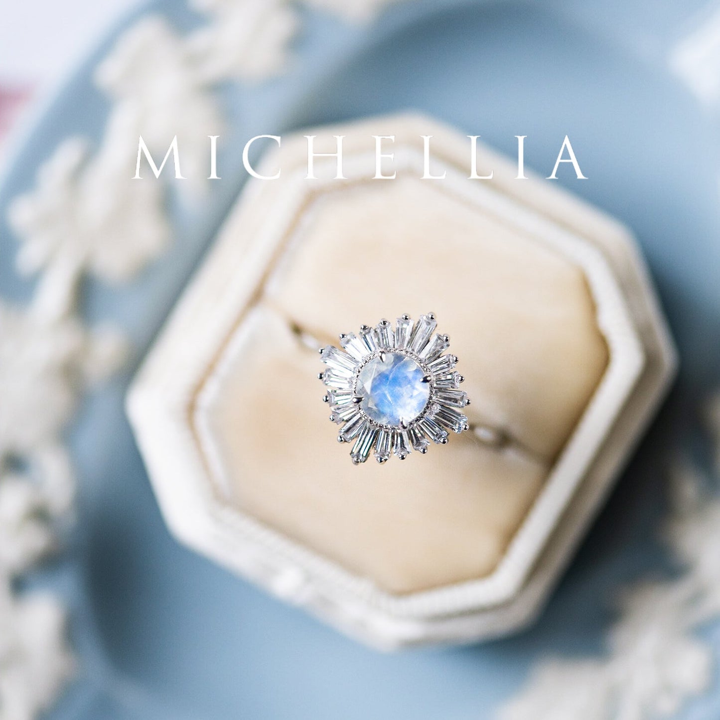 [Artemis] Vintage Deco Goddess Ring in Moonstone