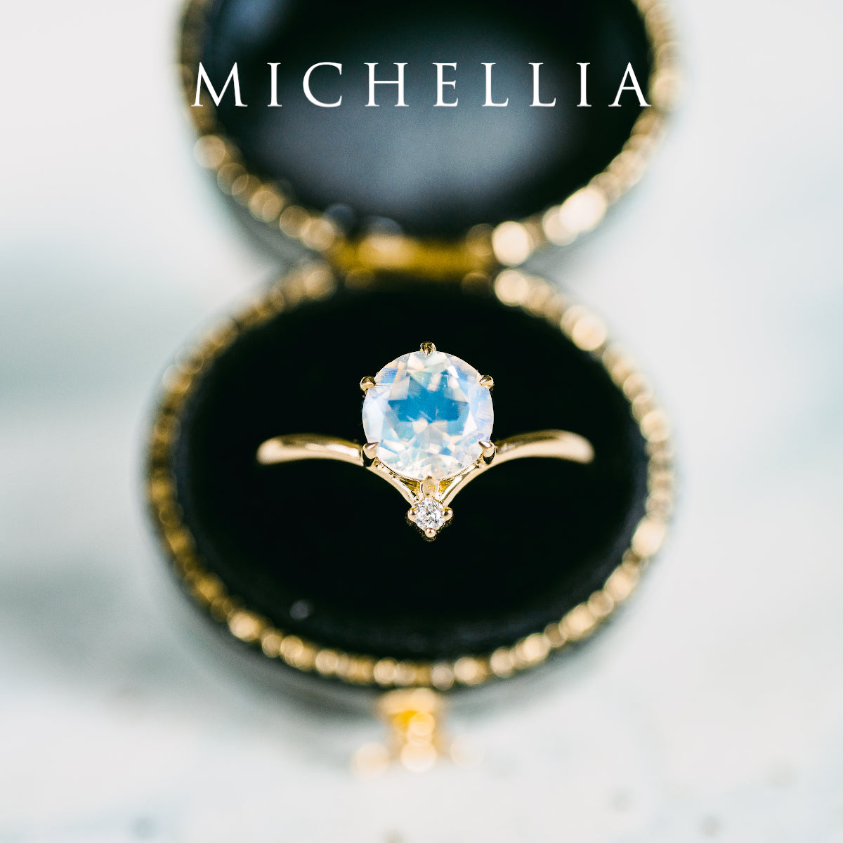 [Aisha] Moonrise Ring in Moonstone