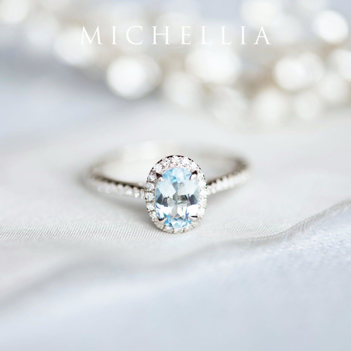 [Lenora] Petite Oval Halo Diamond Ring in Aquamarine
