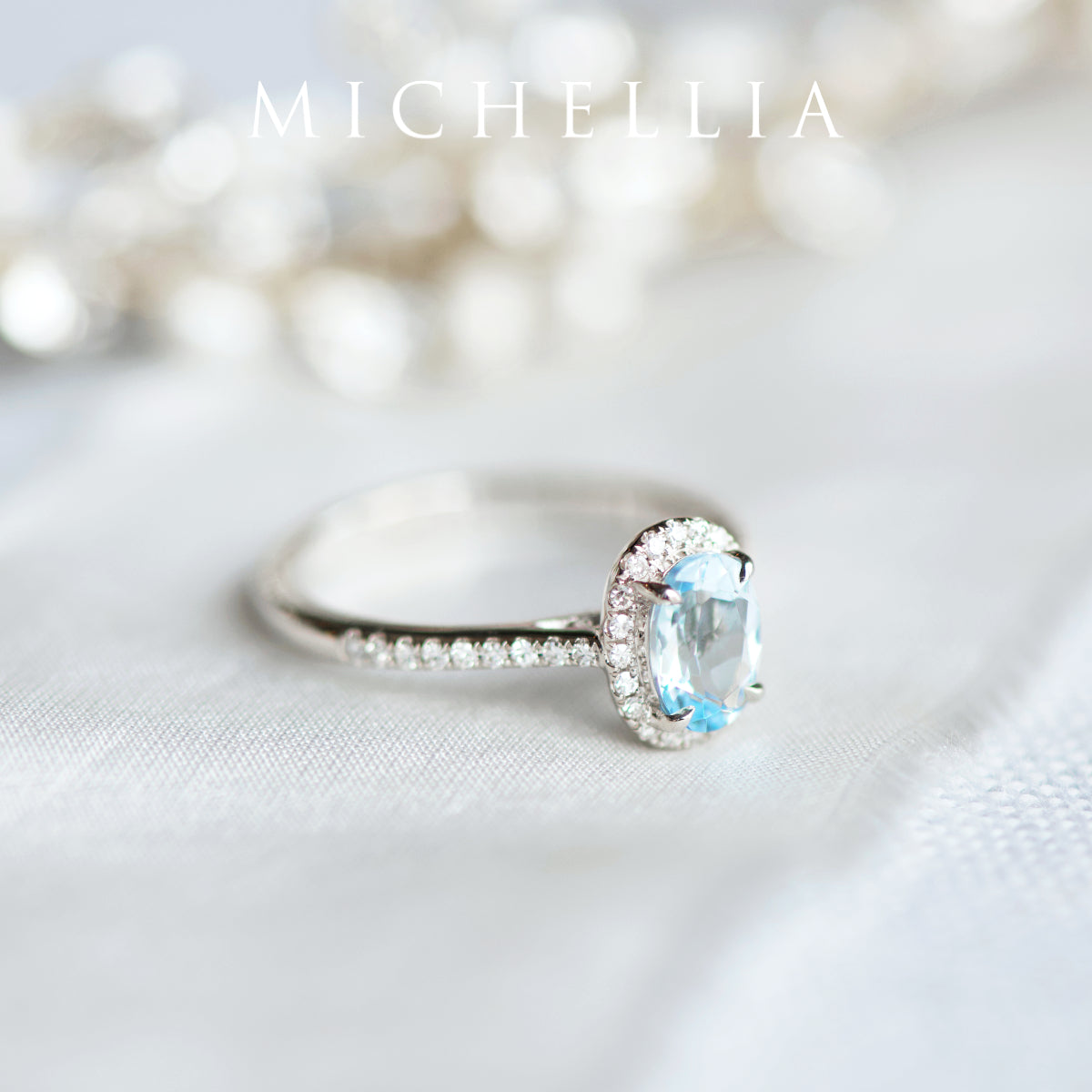 [Lenora] Petite Oval Halo Diamond Ring in Aquamarine
