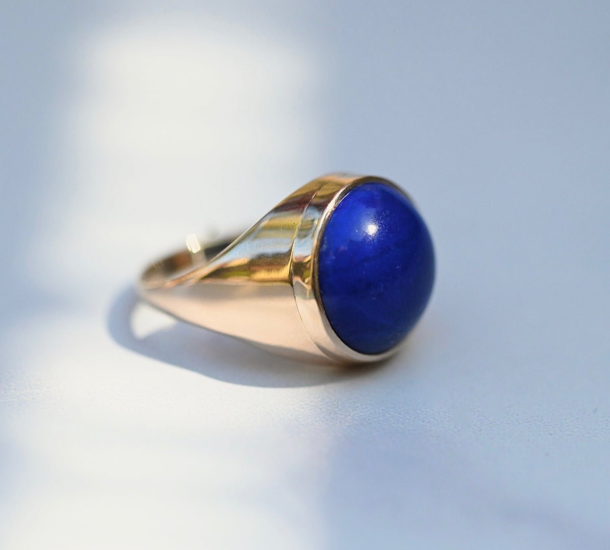 Round Lapis Lazuli 14k Gold Signet Ring - size 7.5