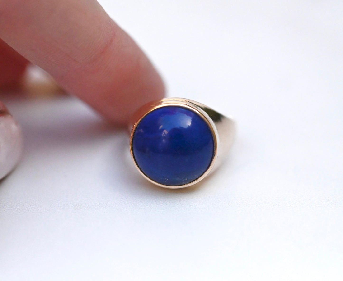 Round Lapis Lazuli 14k Gold Signet Ring - size 7.5