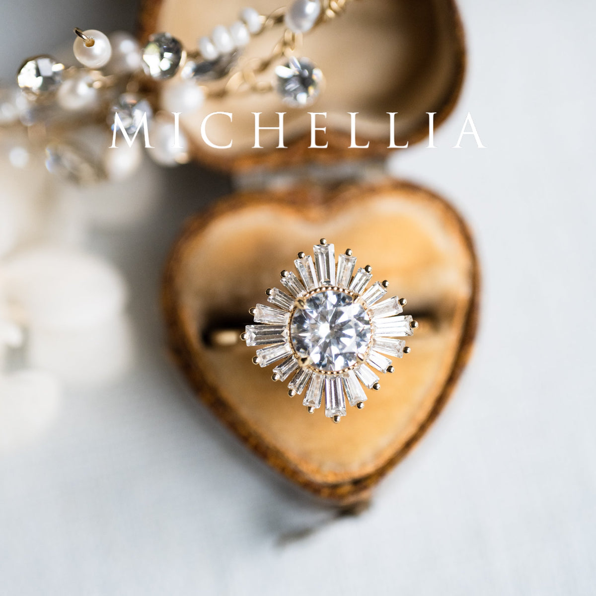 [Artemis] Vintage Deco Goddess Ballerina Engagement Ring in Diamond / Moissanite