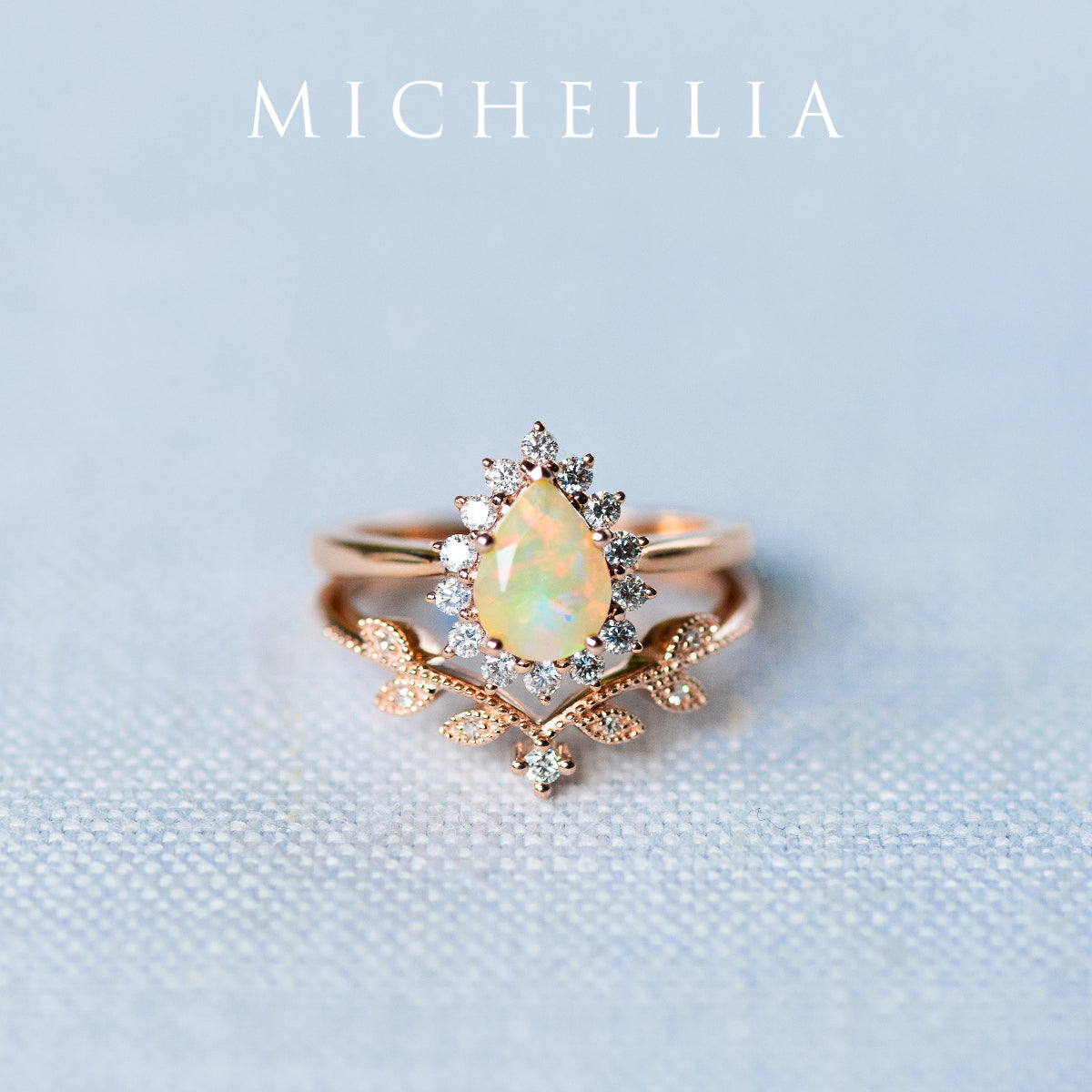 [Camellia] Vintage Bloom Halo Pear Engagement Ring in Diamond / Moissanite