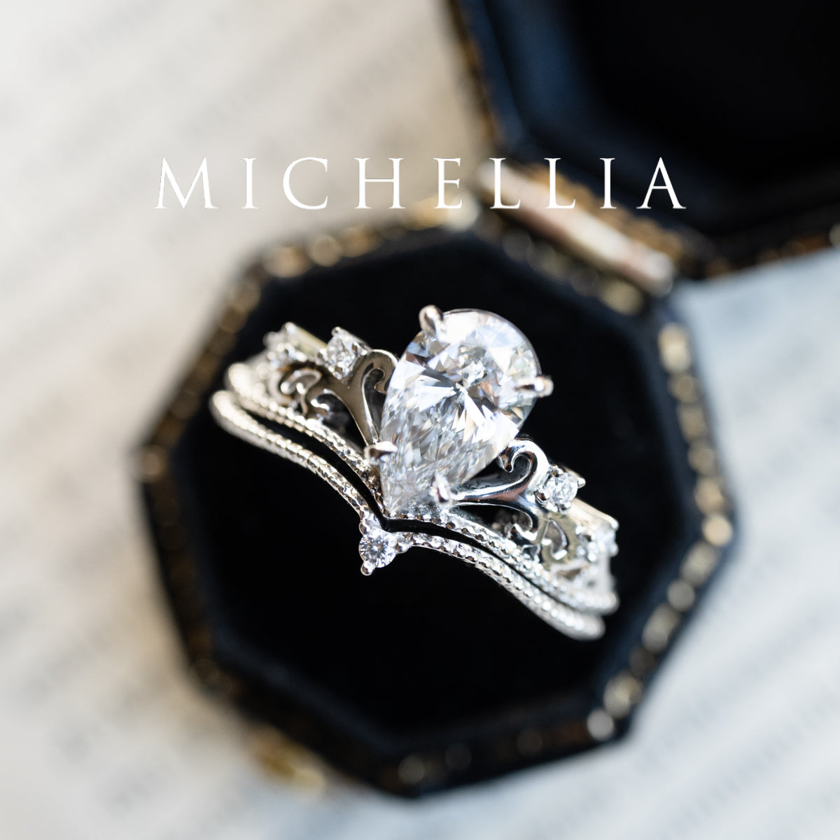 [Veronica] Vintage Crown Pear Engagement Ring in Diamond / Moissanite