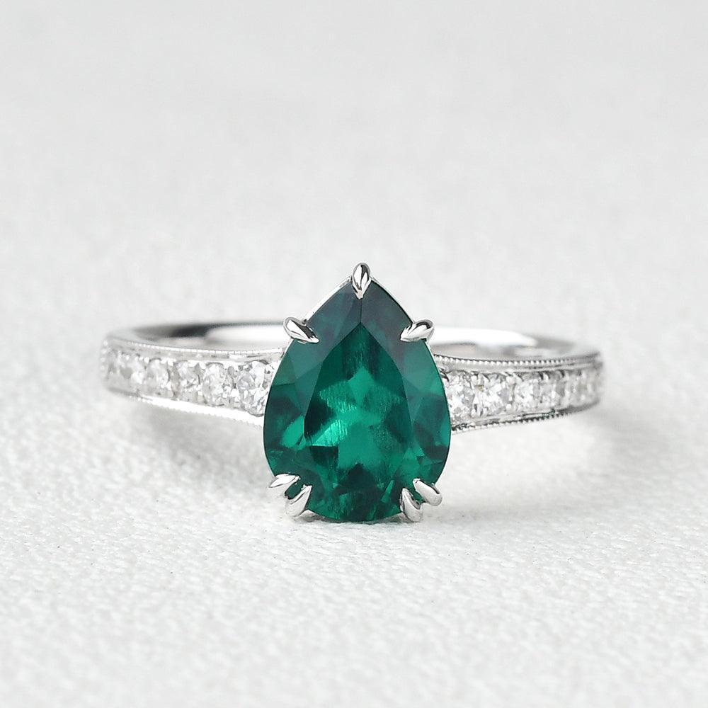 Olive’s Whisper | 1.5CT Classic Pear Cut Lab Emerald Engagement Ring