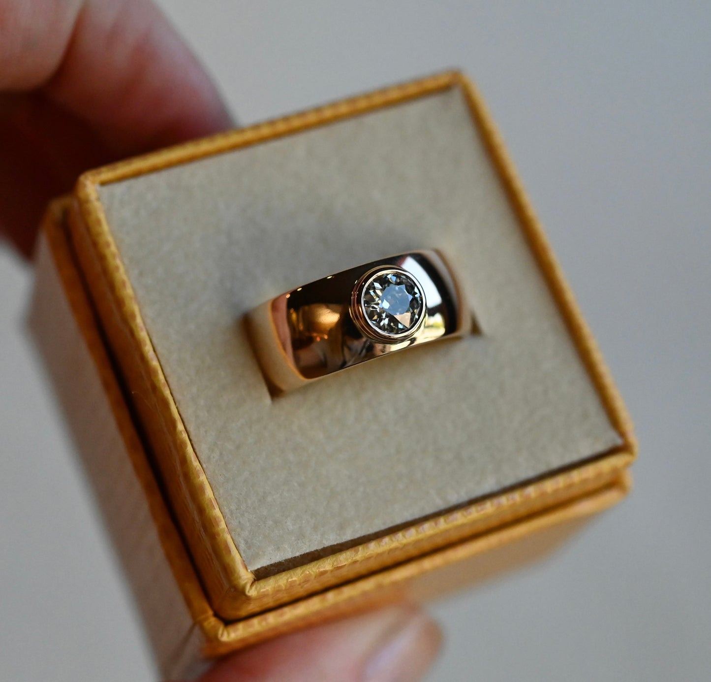 14k Gold Heavy OMC Diamond Cigar Band Ring - Ready to Ship - size 7.25