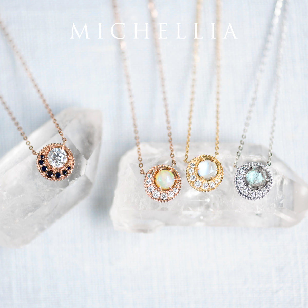 [Luna] Crescent Moon Necklace in Australian Opal