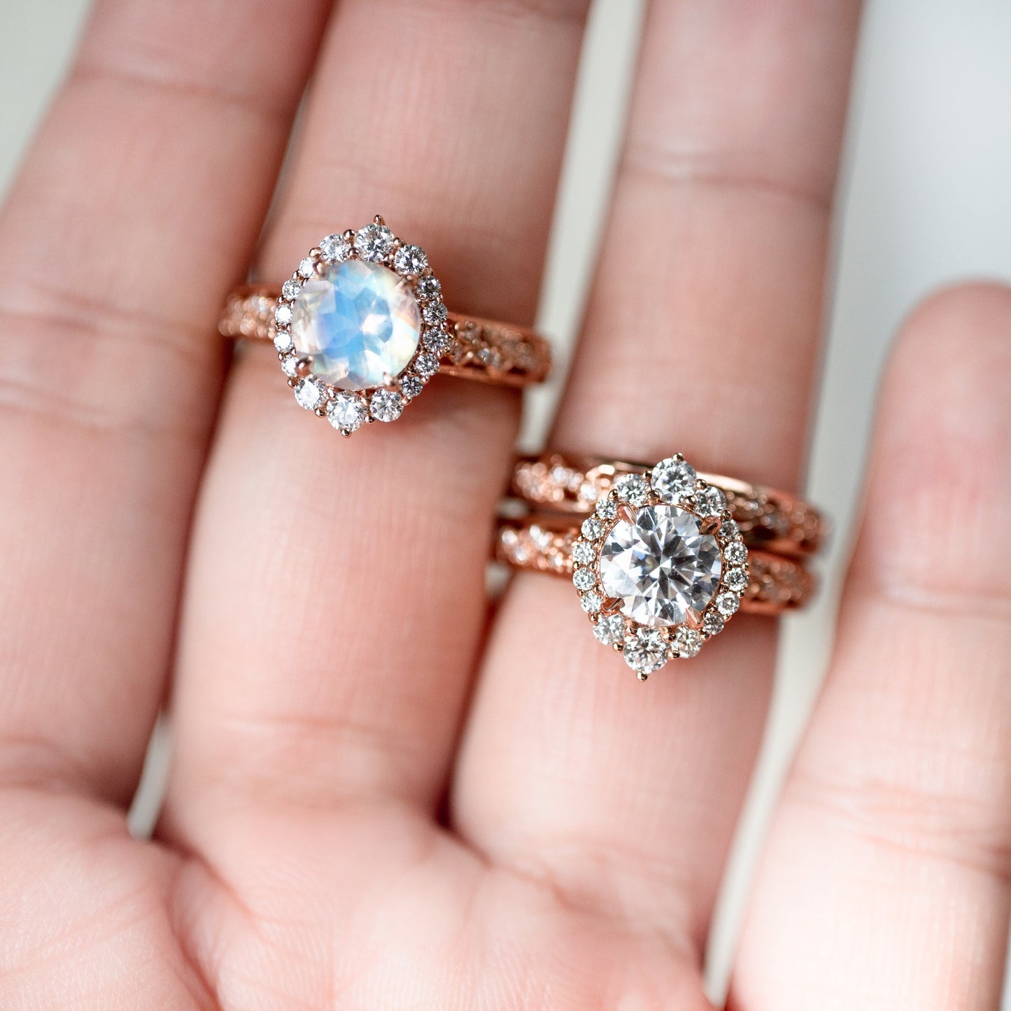 [Ophelia] Rococo Opulence Engagement Ring in Diamond / Moissanite