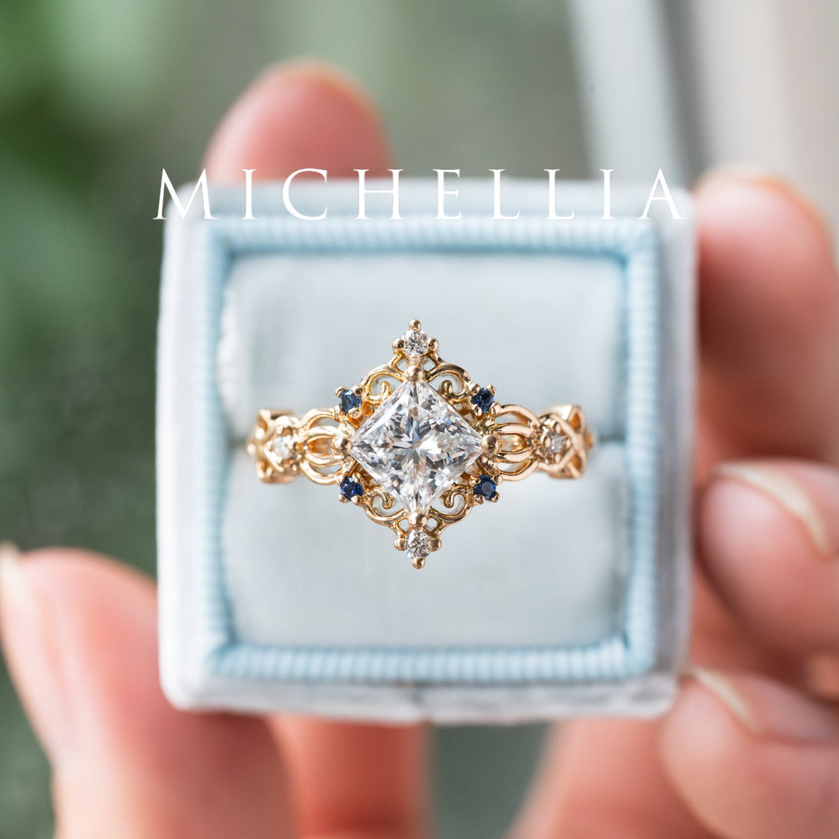 [Anna] Vintage Square Princess Cut Ring in Lab Emerald