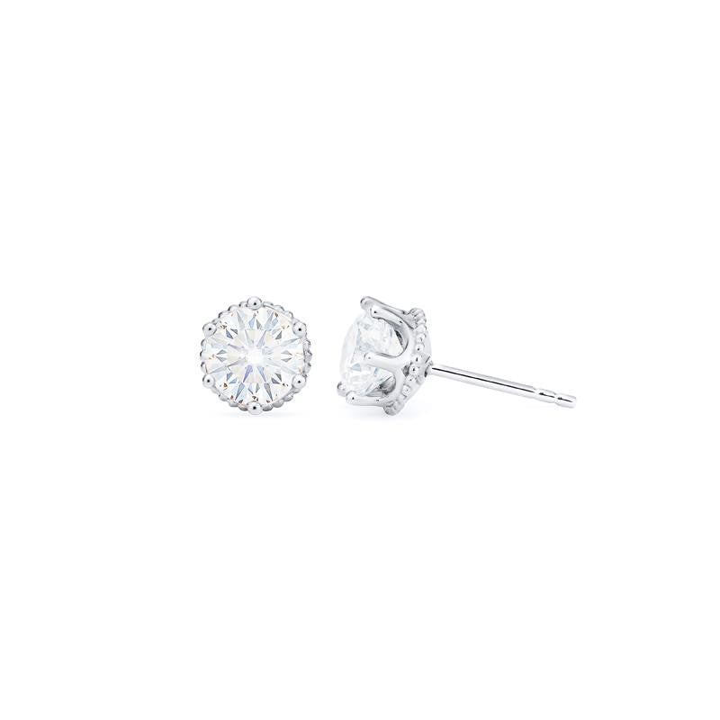 [Evelyn] Vintage Classic Crown Earrings in Moissanite