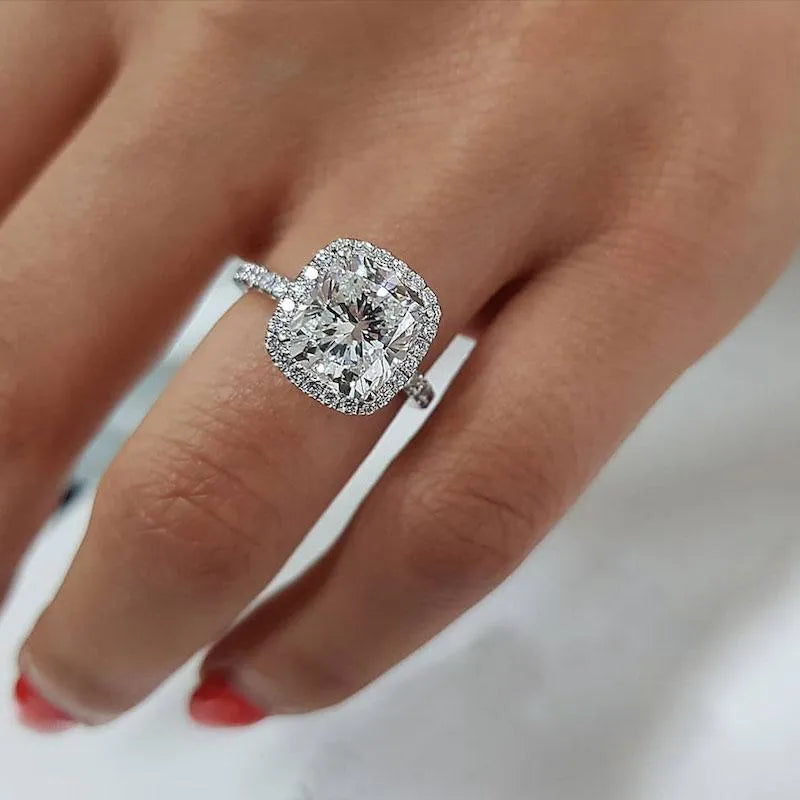 Charming Cushion Cut 4.0ct Halo Design Engagement Ring In Sterling Silver