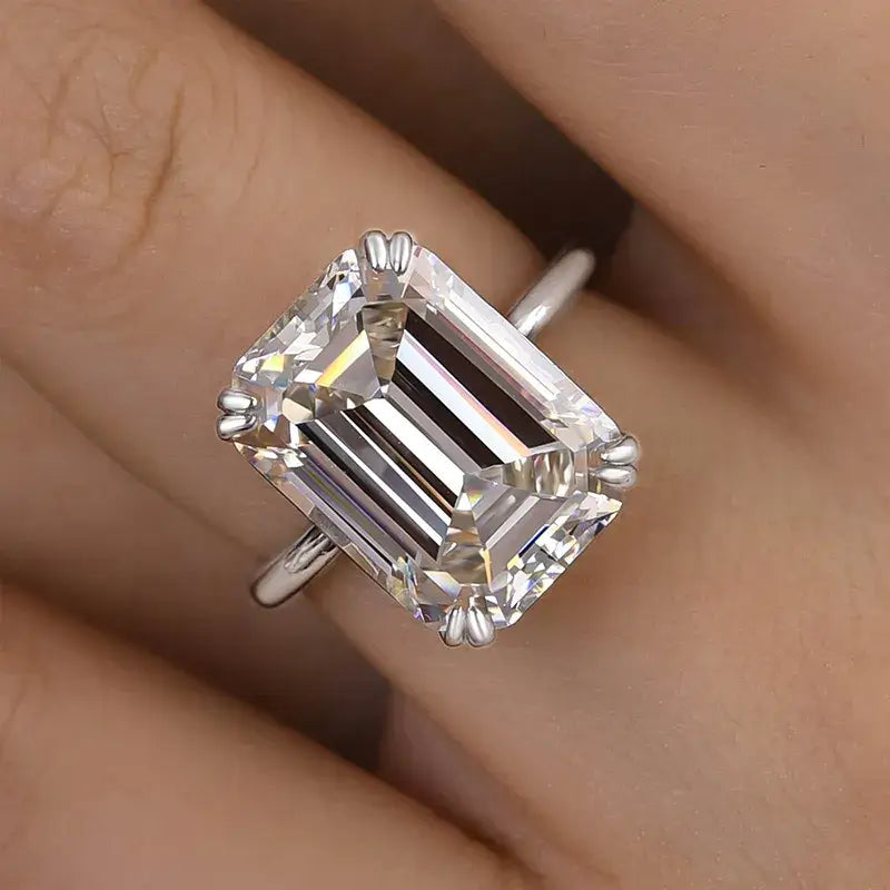 Luxurious Emerald Cut 11.5ct 925 Sterling Silver Engagement Ring