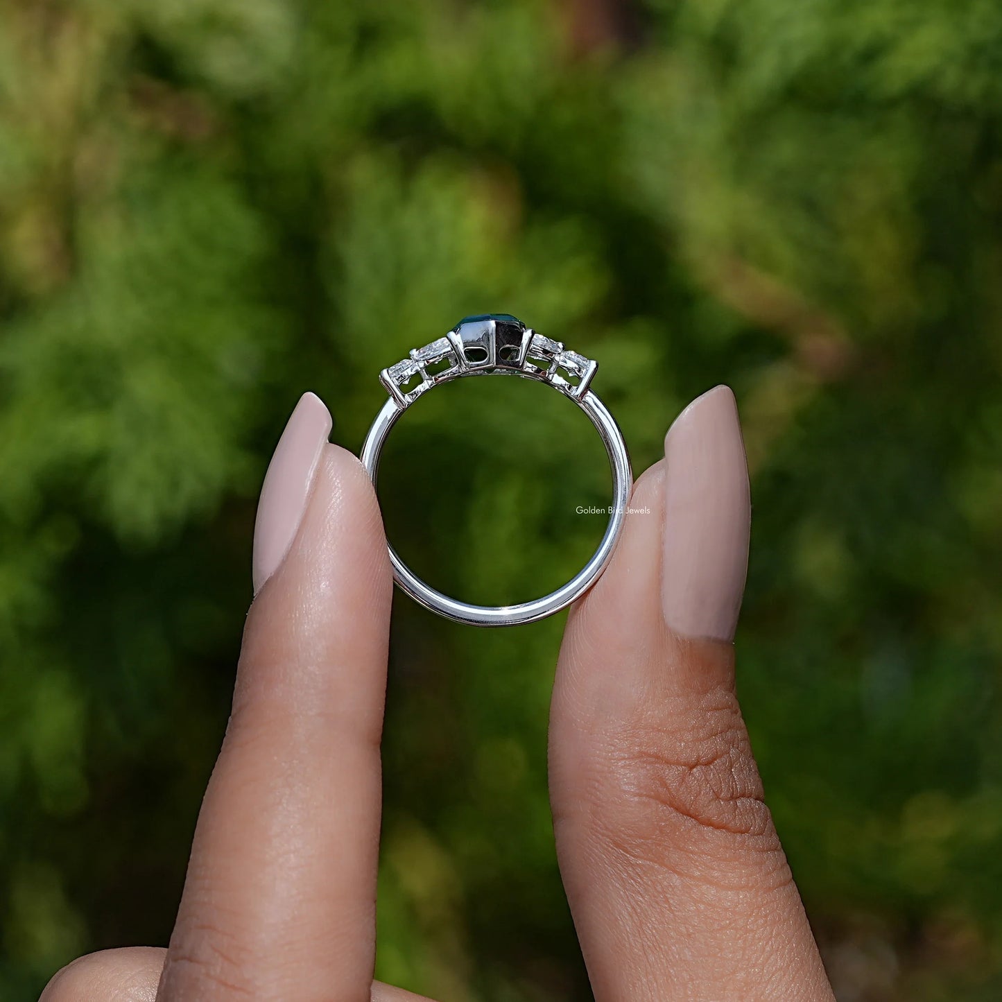 Emerald Green Hexagon Cut Gemstone Ring