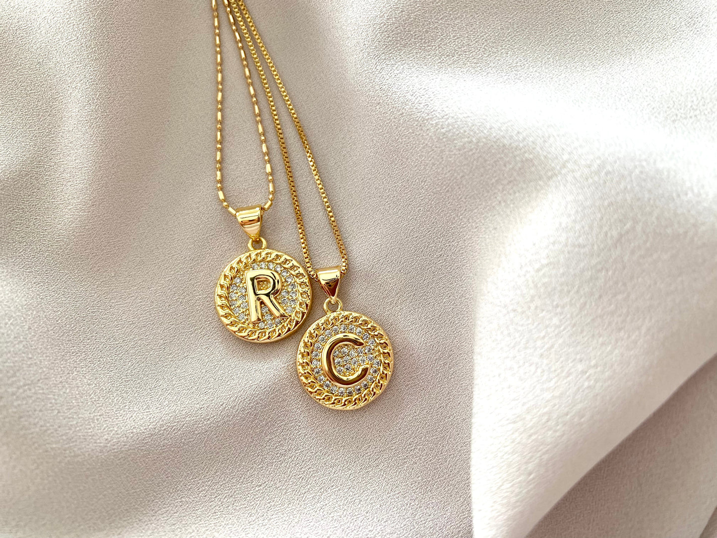 Gold Filled Letter Necklace Micro Pave Initial Pendant Coin Charm Minimalist CZ Letter Pendant Christmas Gift Paperclip Box Figaro Chain