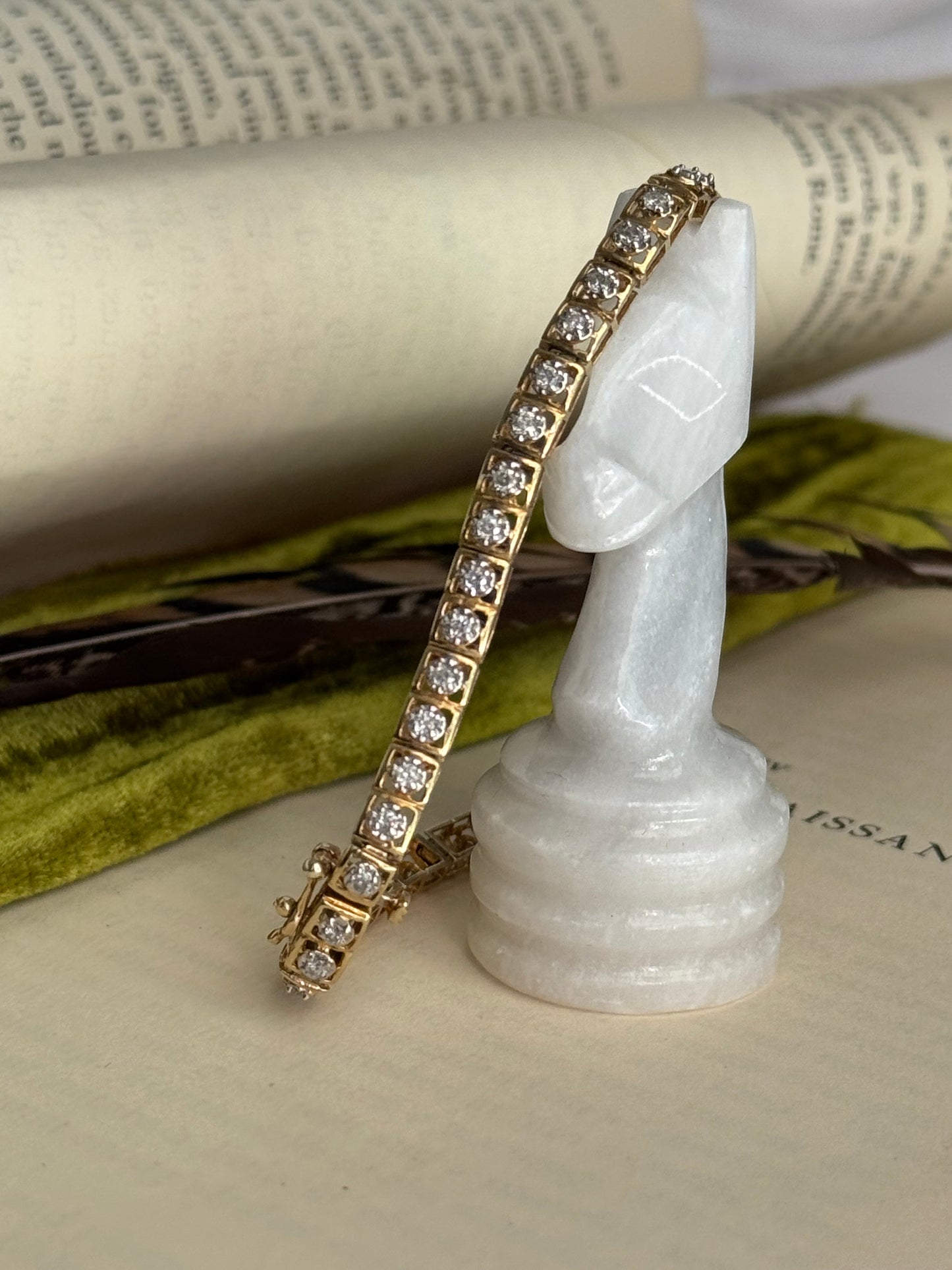 Vintage 10k & Natural Diamond Tennis Bracelet