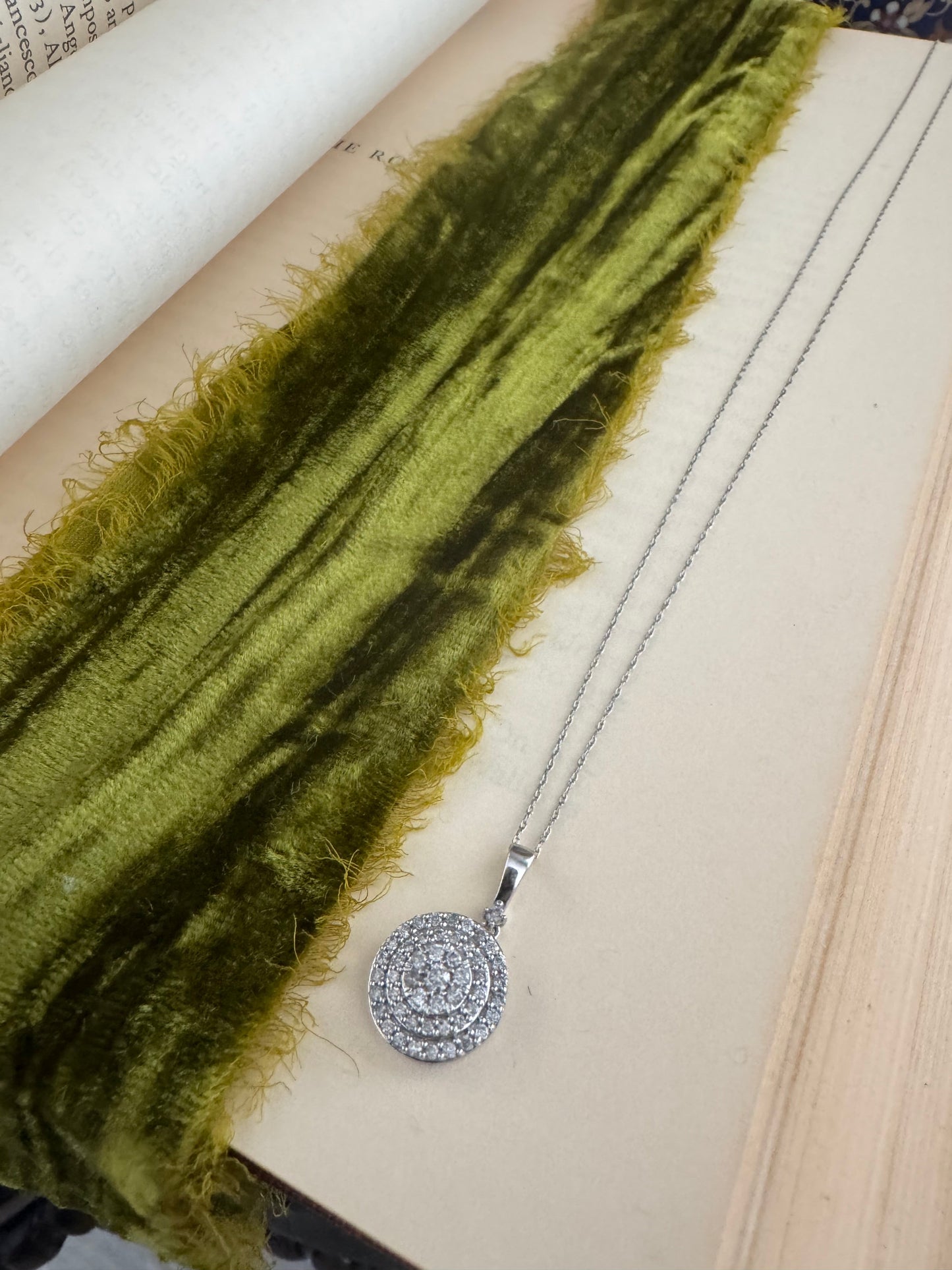 Estate 14k White Gold Diamond Pendant Necklace