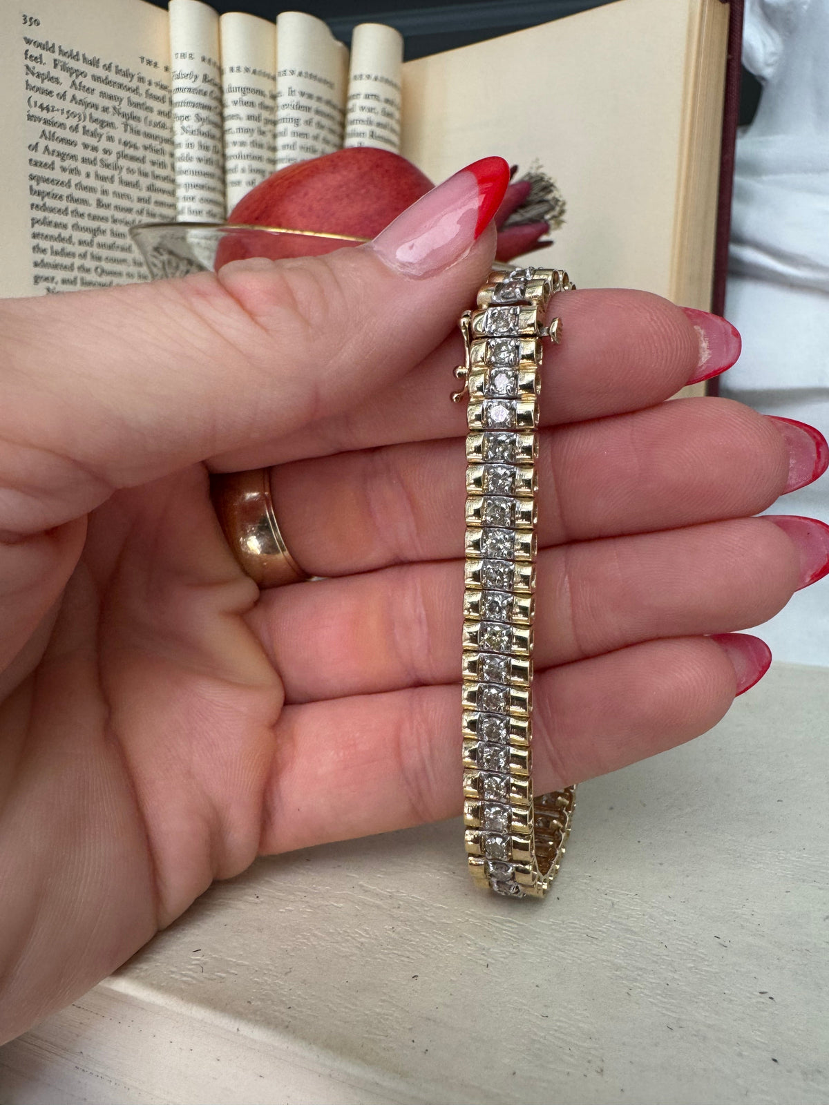 Vintage 10k Yellow Gold & Diamond Fancy Link Tennis Bracelet