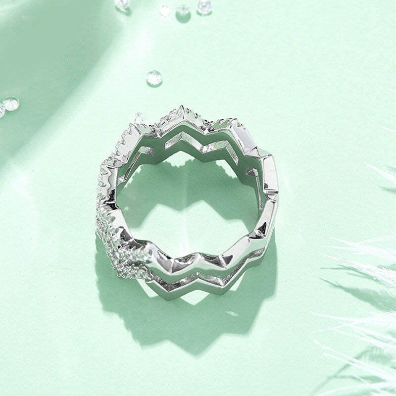 Fashion Geometric Double W-Shaped Moissanite Half Eternity Wedding Band Ring