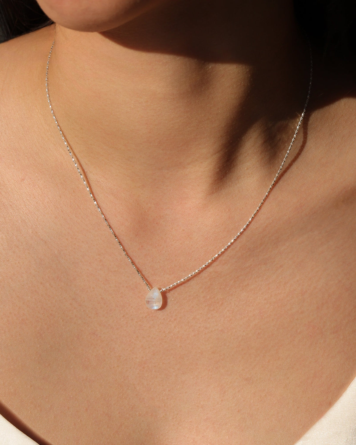Rainbow Moonstone Pear Box Chain Necklace | 10mm