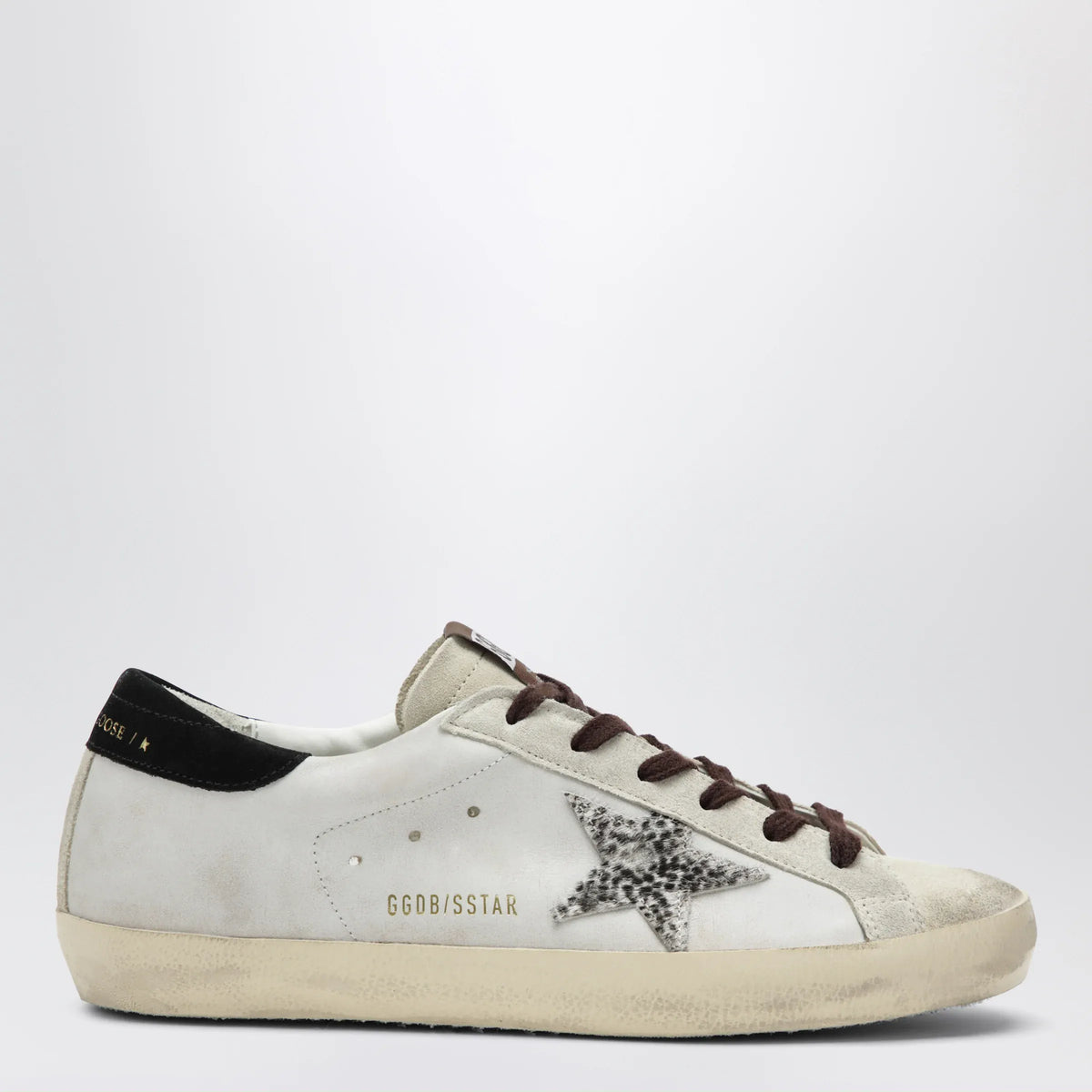 Golden Goose - Golden Goose Super-Star sneakers in white with animal-print star