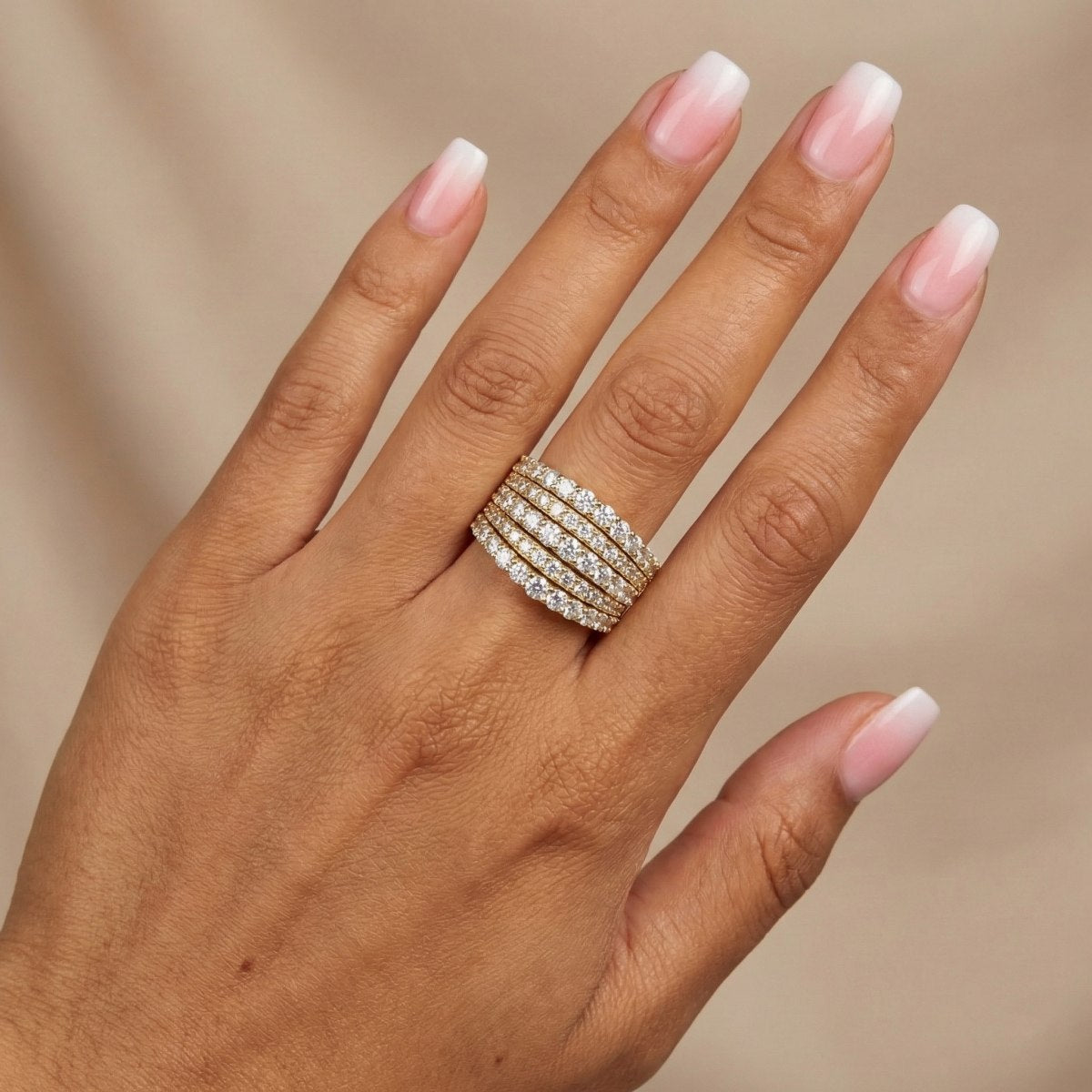Brilliant 925 Sterling Silver Pavé Round Cut Wide Band Wedding Ring