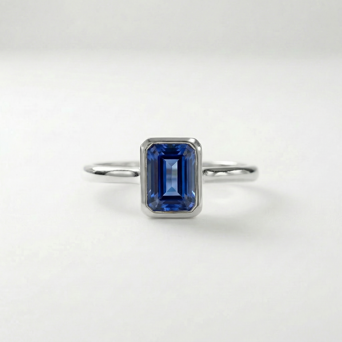 The Classic Bezel Ring | Tanzanite
