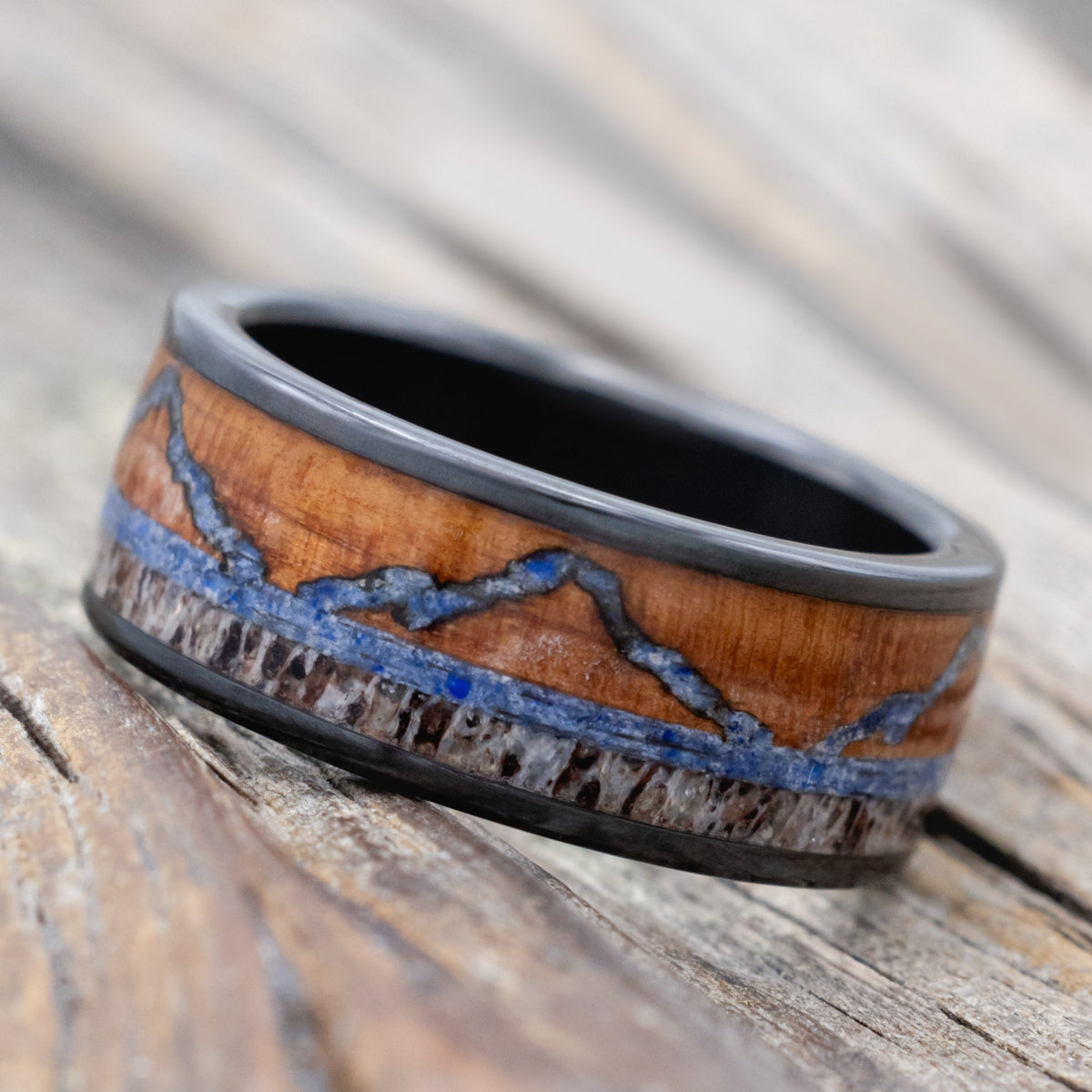 "The Expedition" - Mountain Engraved Wedding Ring With Redwood, Lapis Lazuli & Antler - Black Zirconium (8mm) - Size 6 1/2