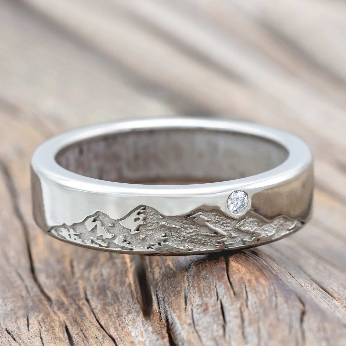 "Horizon" - Mountain Engraved Wedding Band with Antler Lining & Diamond Accent - 14K White Gold (6mm) - Size 11 1/2