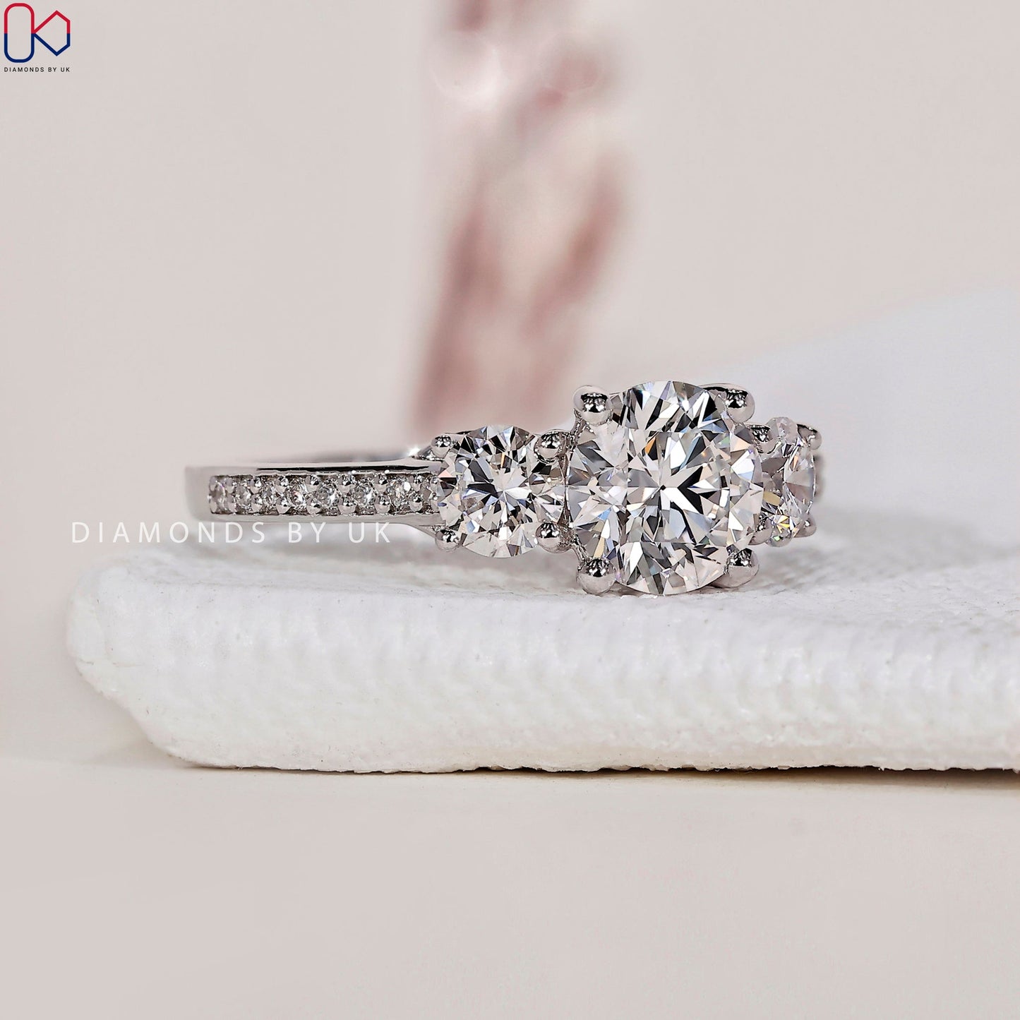 3 Stone Diamond Engagement Ring - Round Cut