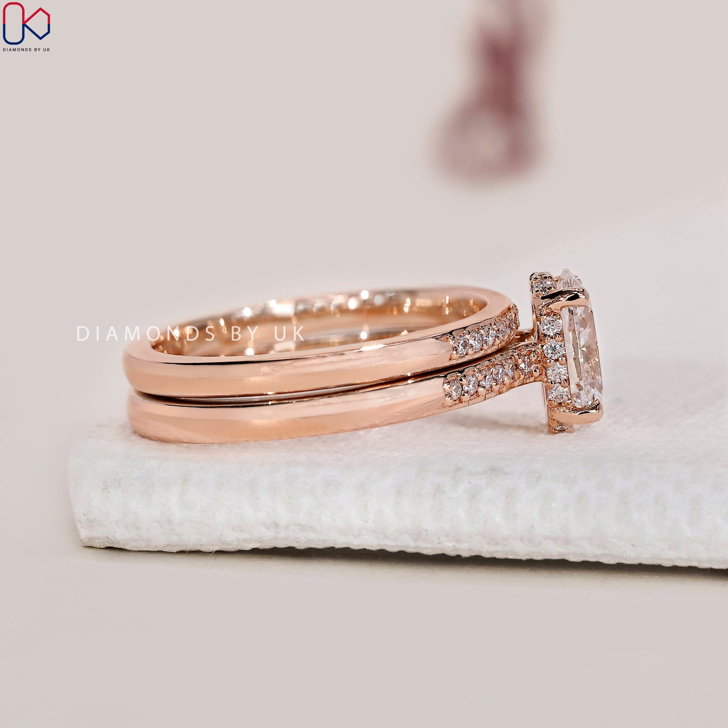 Rose Gold Oval Engagement Ring With Wedding Band