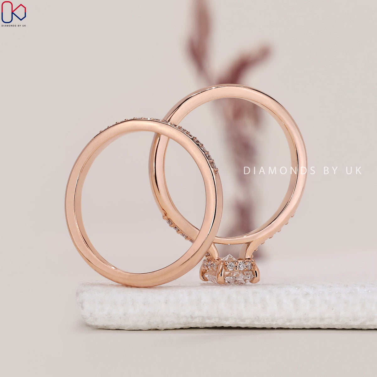 Rose Gold Oval Engagement Ring With Wedding Band