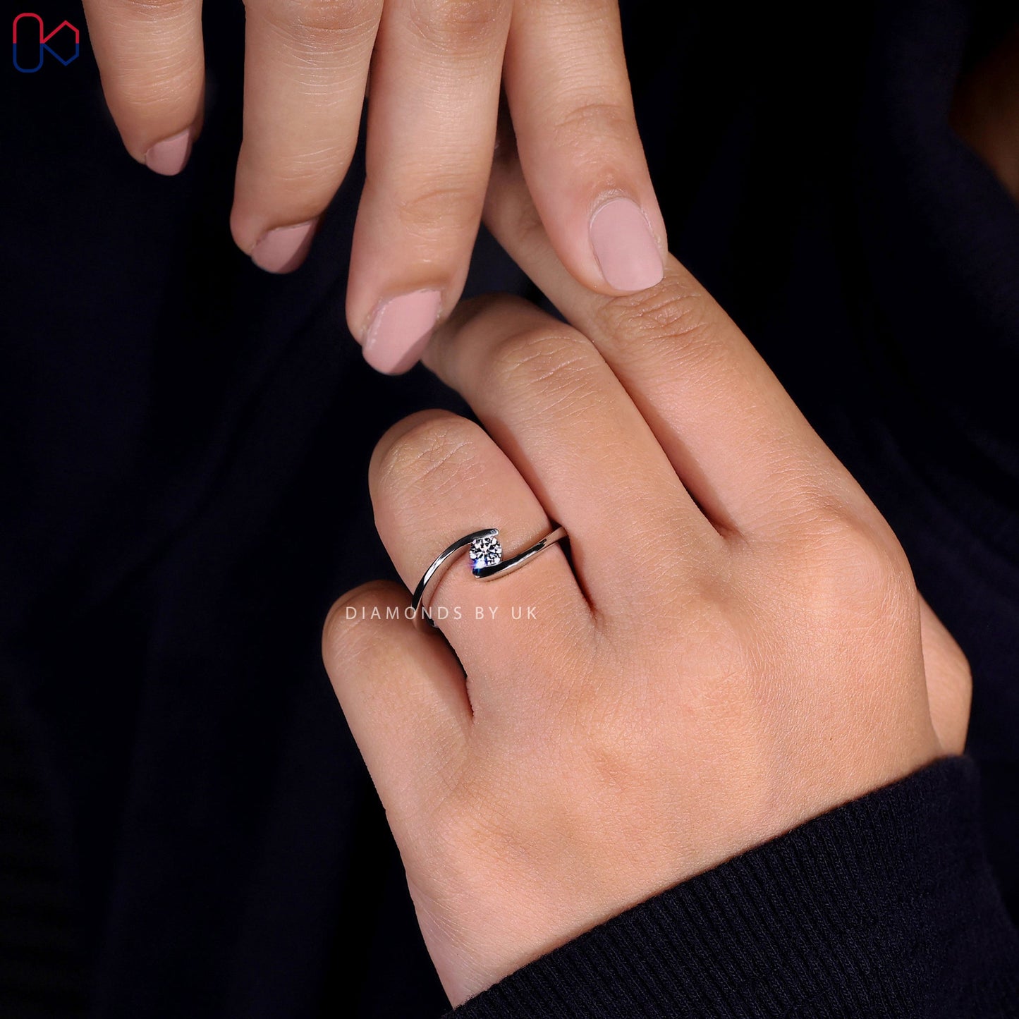Solitaire Diamond Ring - Round Diamond