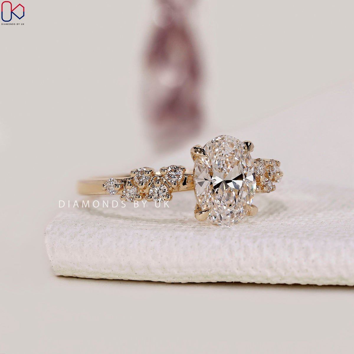 Oval Cut Diamond Ring With Zig Zag Shank Band