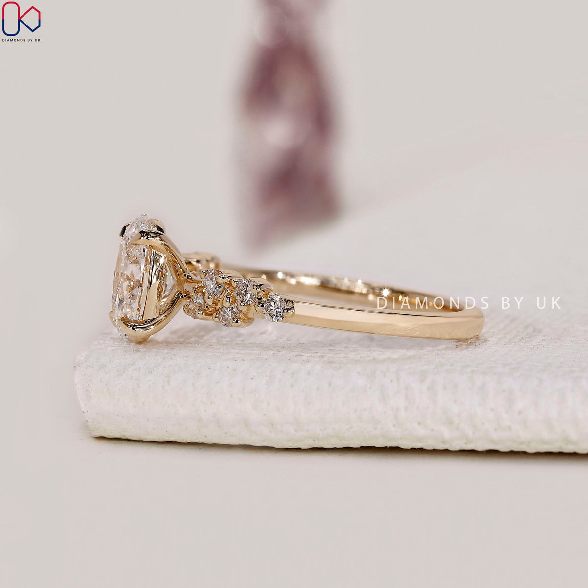 Oval Cut Diamond Ring With Zig Zag Shank Band