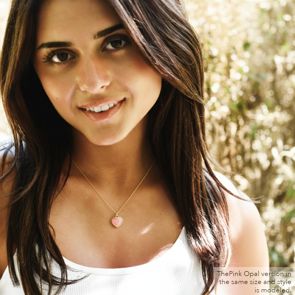 Heart Pendant: Rainbow Moonstone