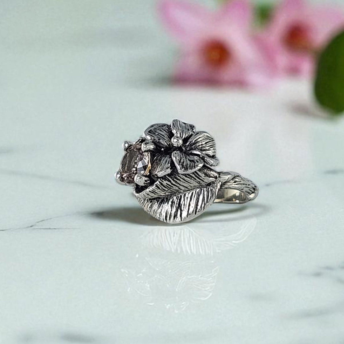 Hibiscus Ring with Pink Morganite