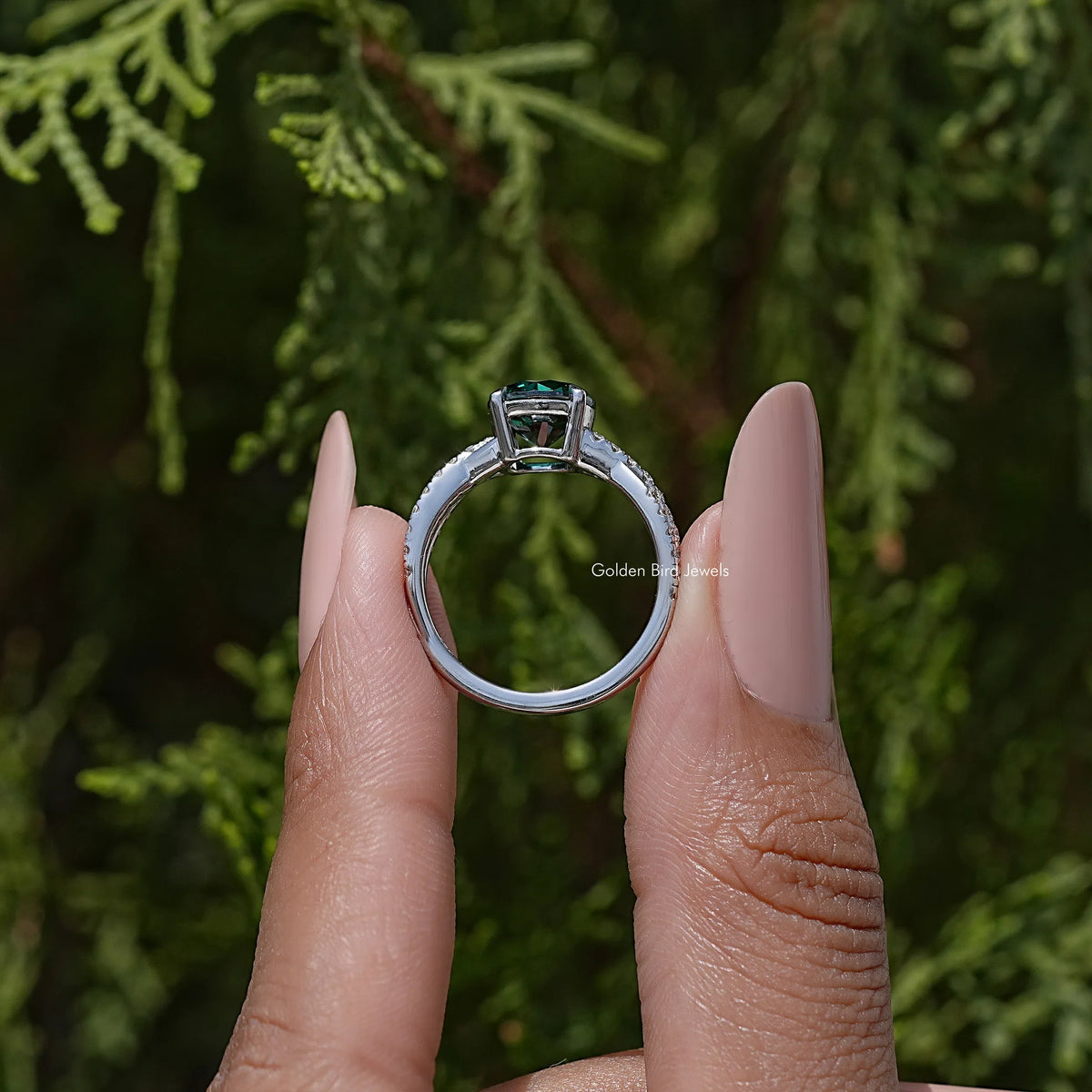 Green Round Moissanite Gemstone Twisted Accent Ring