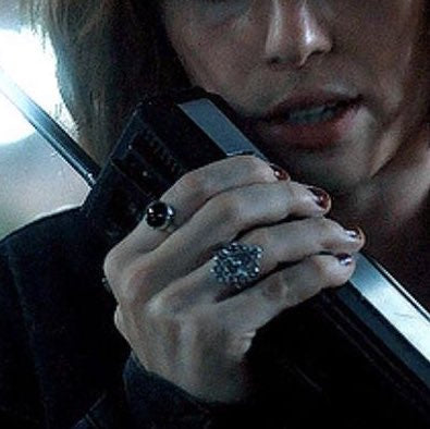 Black Onyx Ring - As Seen on Robin in Stranger Things Season 4 & 5